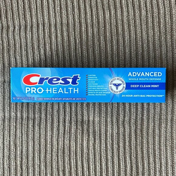 Crest Pro-Health Advanced Deep Clean Mint Toothpaste 5.9 Oz - Picture 2 of 4